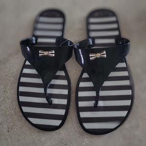 henri bendel sandals